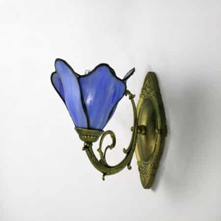 Applique murale suspendue en forme de fleur dans le style Tiffany