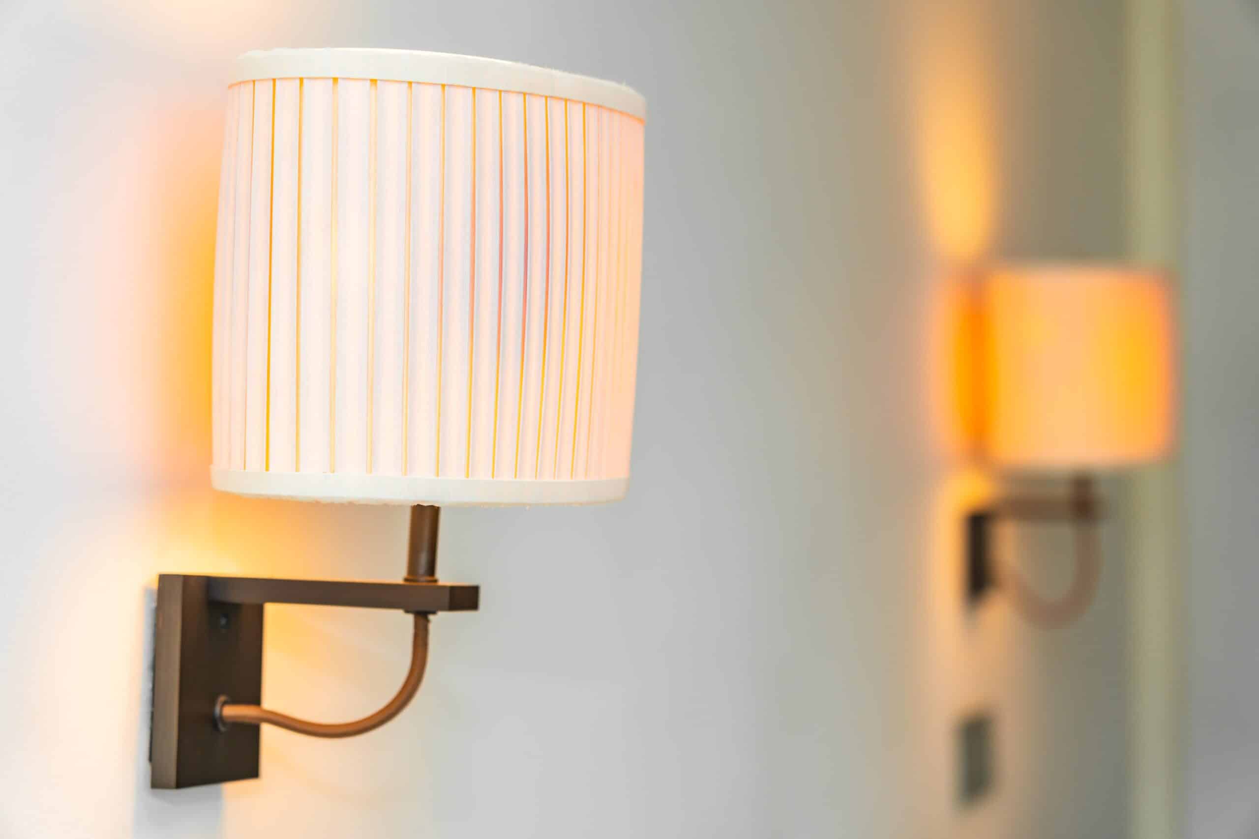 Accueil light lamp decoration interior room min scaled
